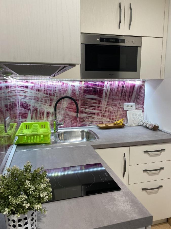 Studio Apartments With Terrace Near Sea - Angela'S Apartments زادار المظهر الخارجي الصورة